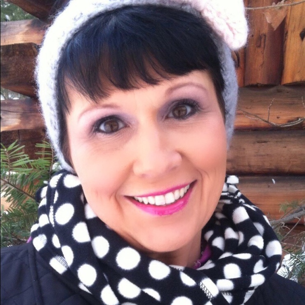 Meet your Posher, Collette - Picture 1 of 1